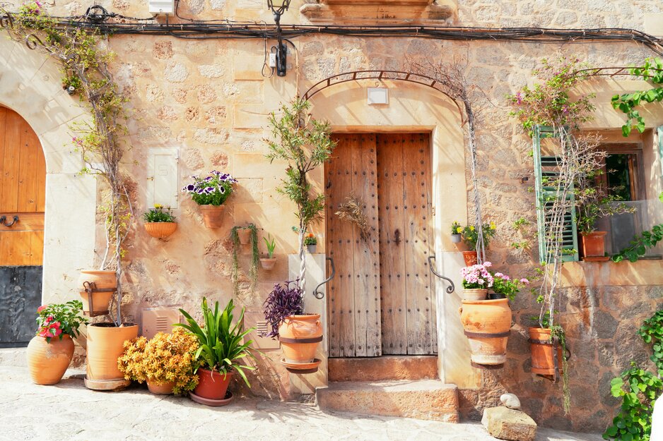 Gasse in Valdemossa | © Envato Elements