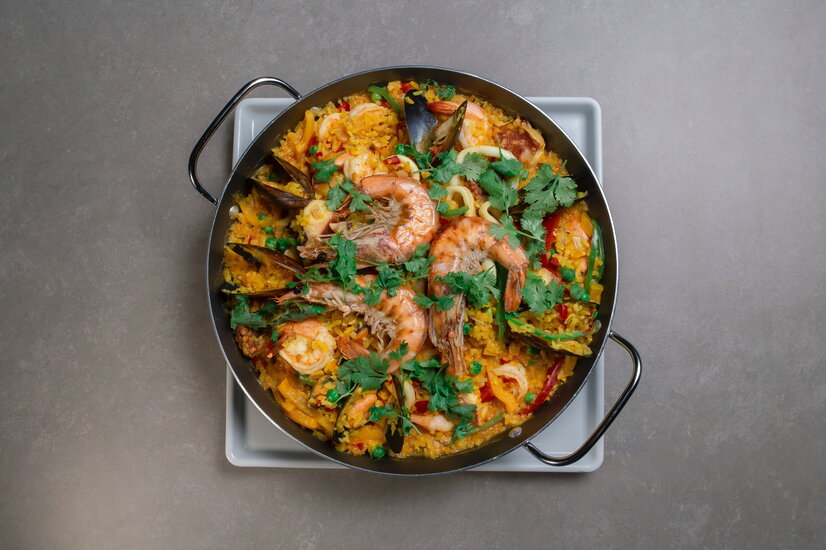 Pfanne mit Paella | © Unsplash Pfanne mit Paella | © Unsplash