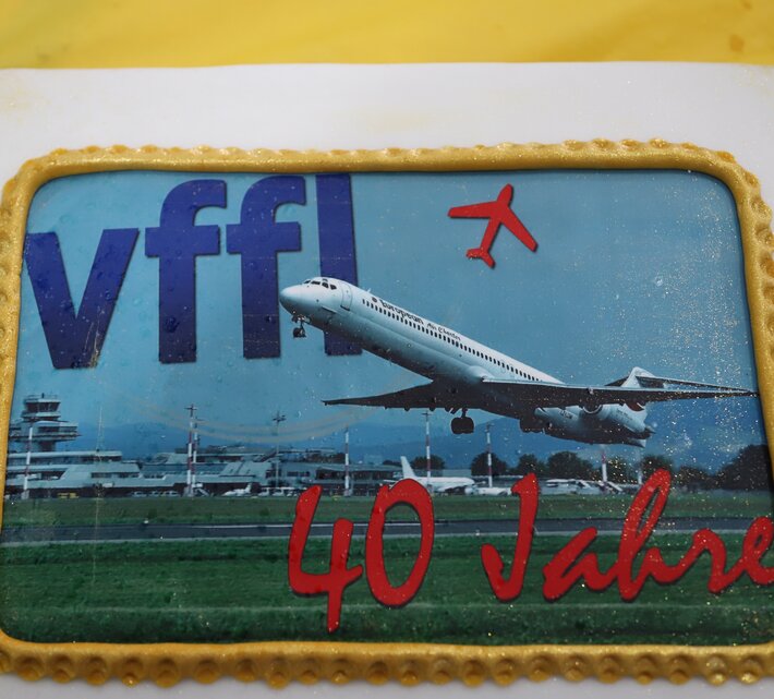 Jubiläumstorte zum 40 -Jährigem-Bestehen | © Linz Airport