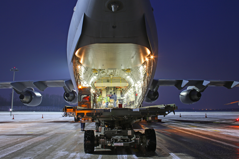 geöffnete Ladeluke eines Frachtflugzeuges | © Flughafen Linz