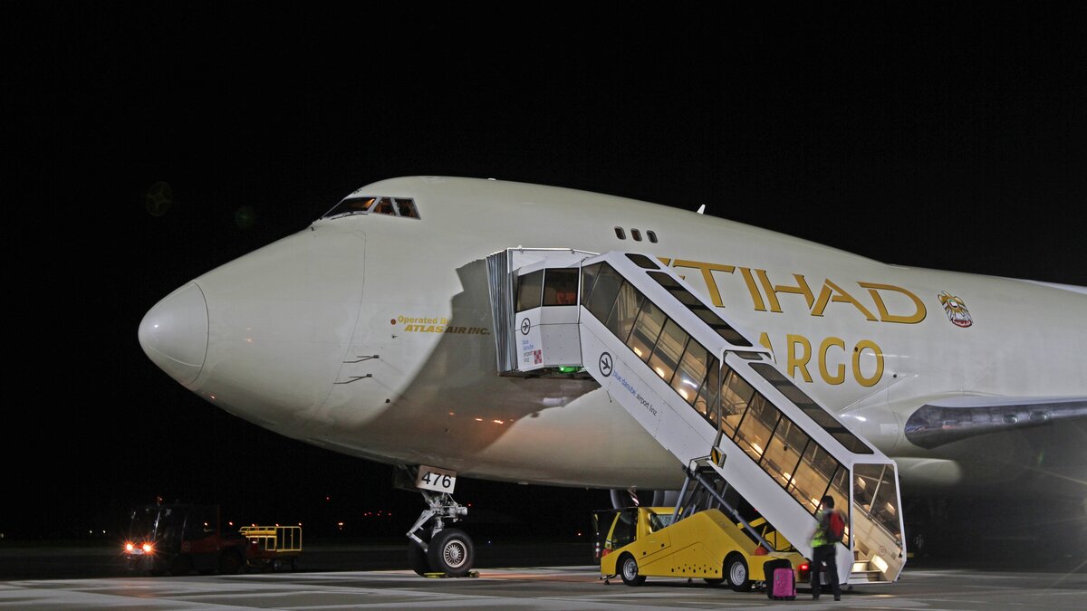 B747_Etihad_Cargo