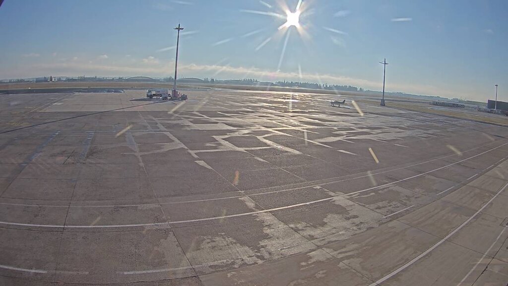 Live images from the airport cams at Linz Airport